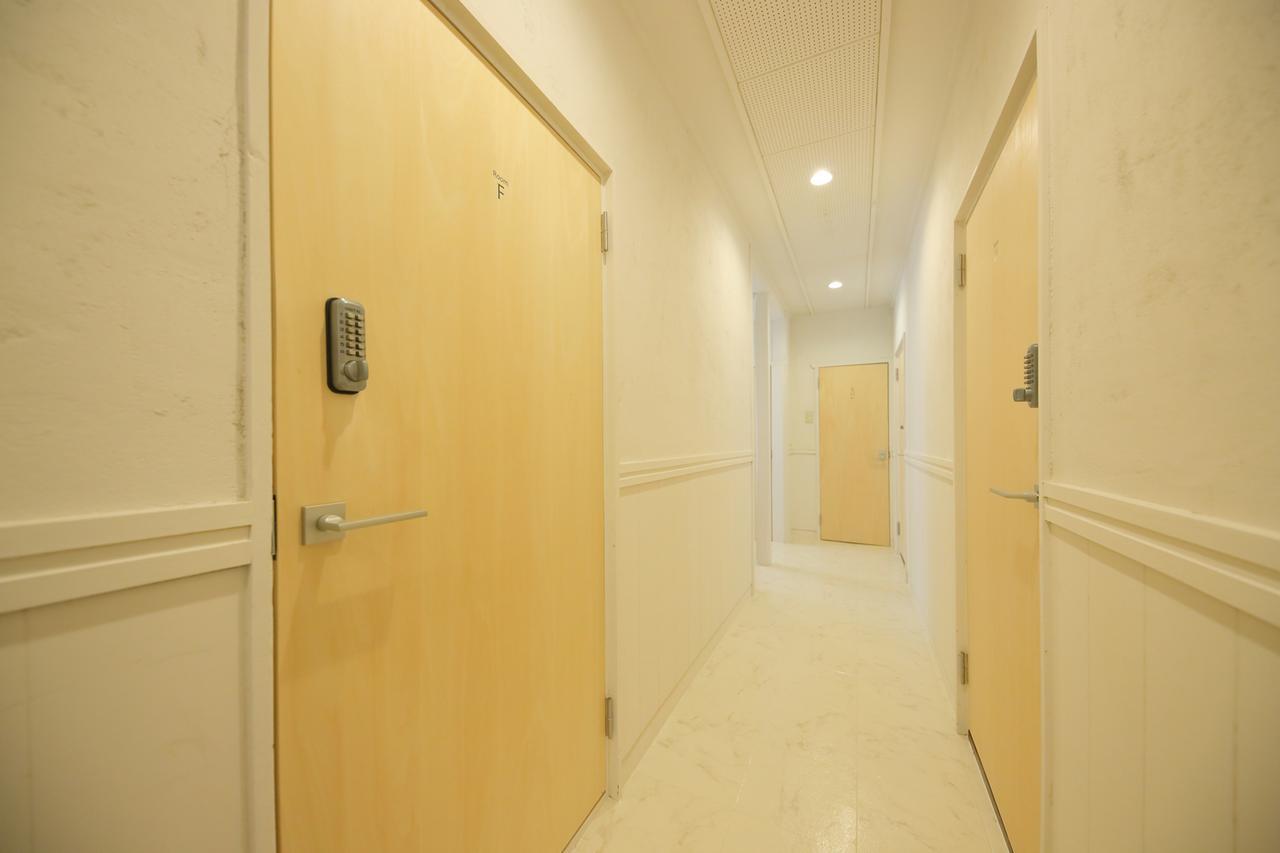 Raku Hostel Oszaka Kültér fotó