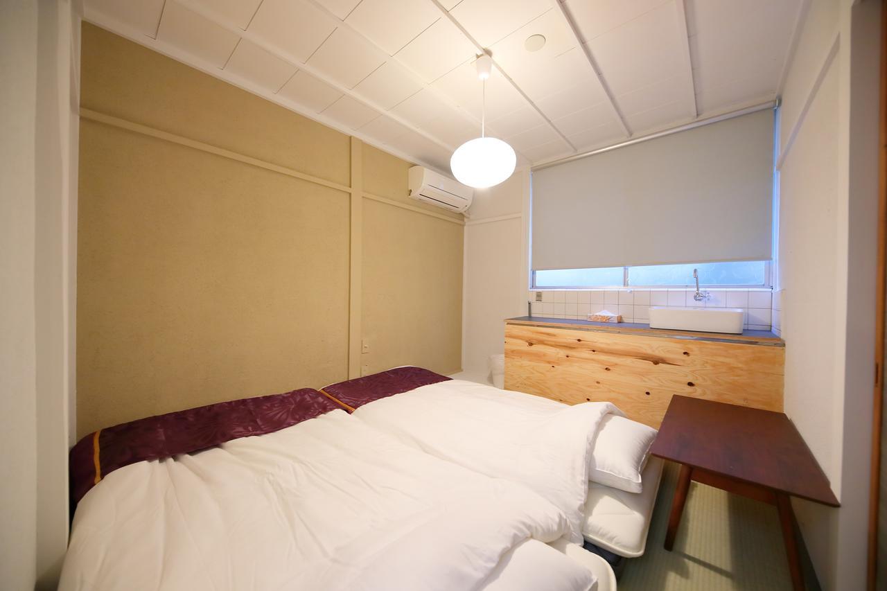 Raku Hostel Oszaka Kültér fotó